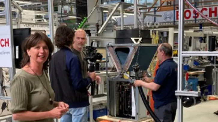 Astrid tijdens het filmen