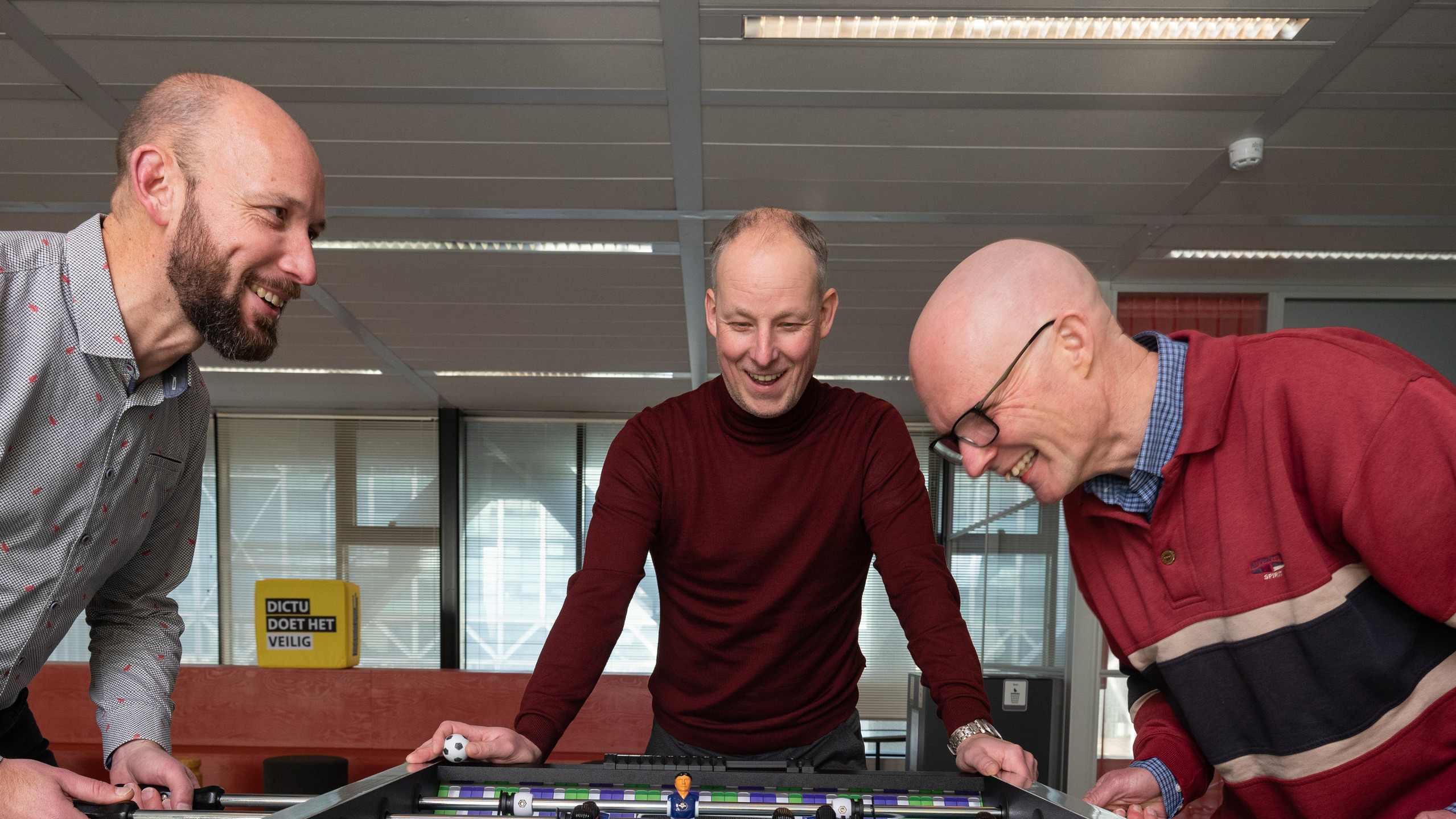 Sjoerd Verheijden, Koen van Maaren aan het tafelvoetballen